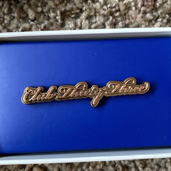 Club 33 pin - Picture 2 of 4